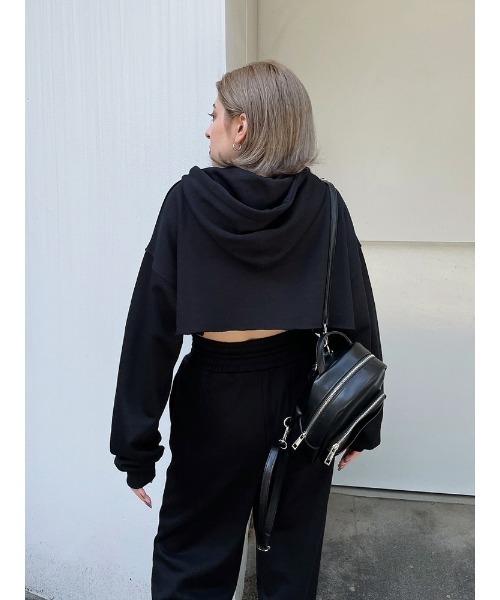 ENVYM（アンビー）の「ベリーショートフーディー（Tシャツ/カットソー・レディース・ホワイト/ブラック/Moca・FREE）」の4枚目の写真