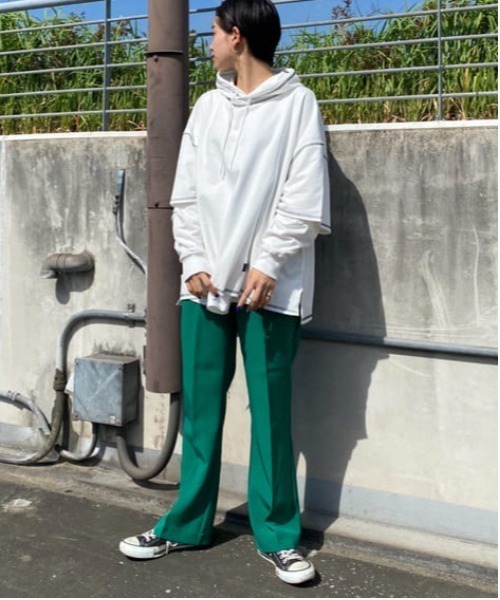 RODEO CROWNS WIDE BOWL（ロデオクラウンズワイドボウル）の「EASY COLOR スラックスパンツ（スラックス・レディース・グリーン/オレンジ/ブラック・MEDIUM/SMALL）」の7枚目の写真