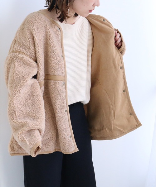 TRIANGLE PALETTE（トライアングルパレット）の「ボアパイピングリバーシブルジャケット（ノーカラージャケット・レディース・ブラック/ベージュ/アイボリー/モカ・FREE）」の7枚目の写真