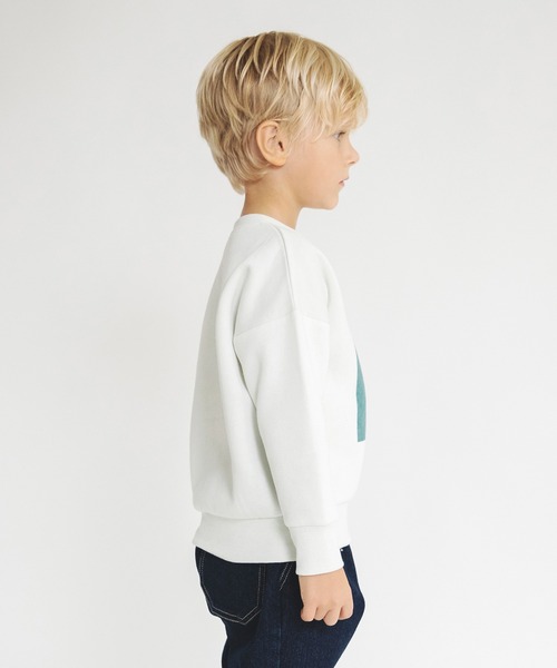 BRANSHES（ブランシェス）の「【あったか】グラフィック裏起毛トレーナー（スウェット・キッズ・キャメル/グレー/アイボリー/ベージュ/ブルー/チャコールグレー/パープル/ブラック/グリーン/レッド・110/150/130/120/140/100）」の15枚目の写真