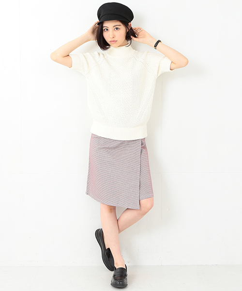 BEAMS BOY（ビームスボーイ）の「BEAMS BOY / 3ゲージ 畦編み ハイネック ショートスリーブ（ニット/セーター・レディース・ホワイト/レッド/ネイビー・ONE SIZE）」の20枚目の写真