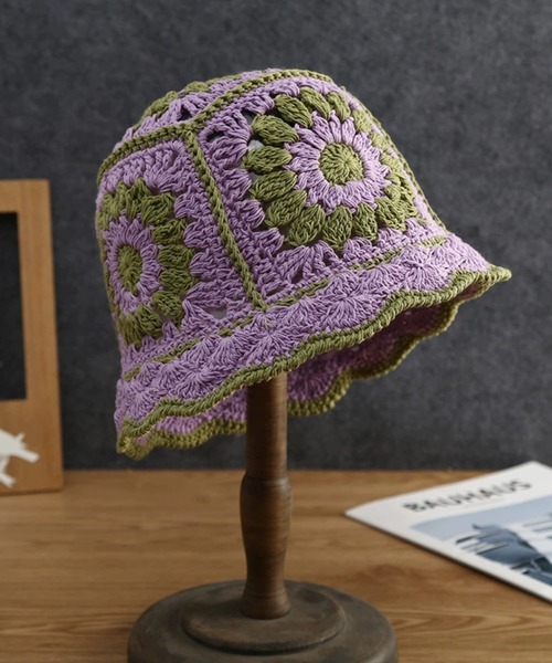 Revo.（レボ）の「フラワー クロシェ かぎ編み コットン ニットハット（ハット・レディース・ブルー/ネイビー/アイボリー/ブラック/パープル・FREE）」の5枚目の写真