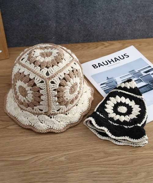 revo.　ヨーロッパ　ハンドメイド　カバー　かぎ針 revo. ヨーロッパ ハンドメイド カバー かぎ針 可愛いモチーフ