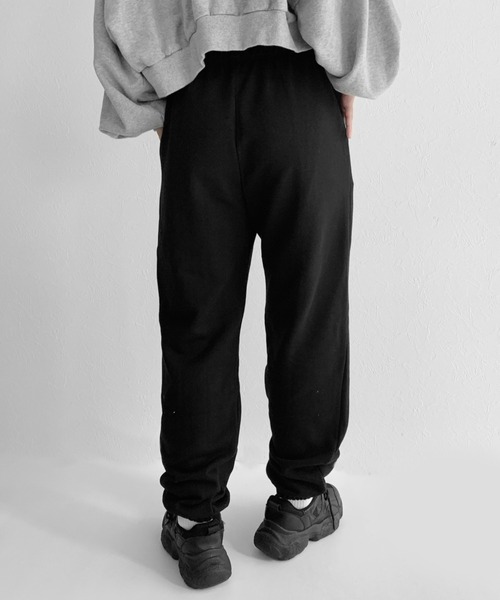 LVEU.（ラブユ.）の「Center seam jogger pants / センターシームジョガーパンツ（その他パンツ・レディース・ブラック/ブルーグレー・FREE）」の7枚目の写真