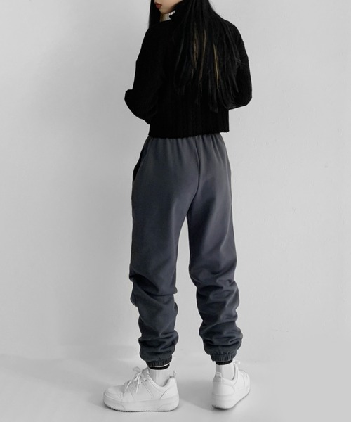 LVEU.（ラブユ.）の「Center seam jogger pants / センターシームジョガーパンツ（その他パンツ・レディース・ブラック/ブルーグレー・FREE）」の15枚目の写真