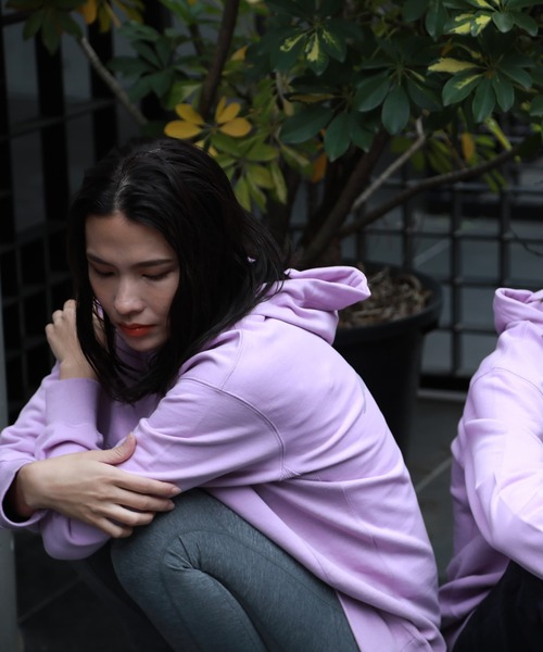 A DEGREE FAHRENHEIT（エーディグリーファーレンハイ）の「【ユニセックスアイテム】HWアイコニックフーディ（パーカー・メンズ・ブラック/オレンジ/マスタード/ダークグレー/ラベンダー・MEDIUM/LARGE/FREE）」の9枚目の写真