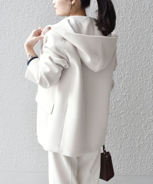 SHIPS（シップス）の「フードミディコート（その他アウター・レディース・オフホワイト/グリーン/ブラウン・36/38）」の21枚目の写真