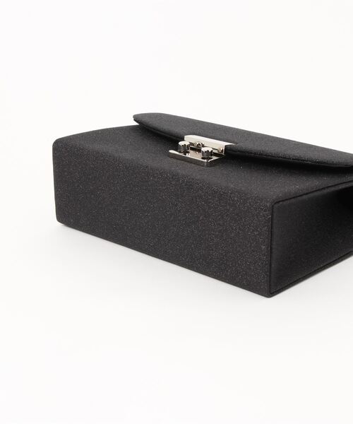 CARETTE(カレット)の「ラメ フロント金具 クラッチ パーティーバッグ(クラッチバッグ・レディース・ブラック/シルバー/シャンパン・FREE)」の4枚目の写真