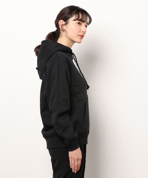 TITE IN THE STORE(ティテ インザ ストア)の「Bレシートプリントフード付きパーカー(パーカー・レディース・ホワイト/ブラック/グレー・36/38)」の4枚目の写真
