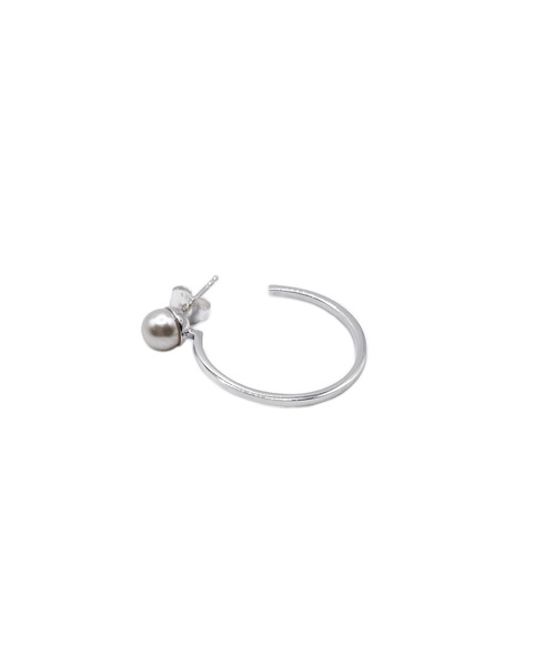 Blanche(ブランシュ)の「Blanche ブランシュ フープデザイパールピアス Toile(トワル) SILVER(ピアス(両耳用)・レディース・シルバー・FREE)」の4枚目の写真