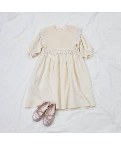 apres les cours（アプレレクール）の「スカラップリボンシューズ_アプレレクールマシェリ（パンプス・キッズ・ブラック/ベージュ・15 /14/19/20/16/17/18）」の13枚目の写真