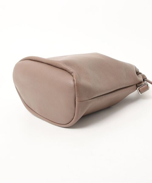 SEEKER（シーカー）の「【SEEKER / シーカー】 別注 キンチャクショルダーバッグ（ショルダーバッグ・メンズ・ブラック/ベージュ・FREE）」の22枚目の写真