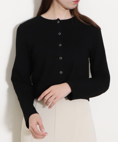 archives(アルシーヴ)の「リブショートカーディガン(カーディガン/ボレロ・レディース・ブラック/パープル/オフホワイト/グリーン/オレンジ/ピンク・MEDIUM)」の19枚目の写真