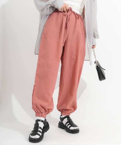 nemne store（ネンネストア）の「ナイロンバルーンパンツ（その他パンツ・レディース・オフホワイト/ピンク/グリーン・フリー）」の3枚目の写真