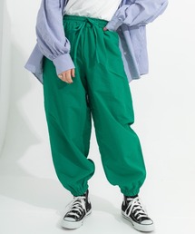 ナイロンバルーンパンツ