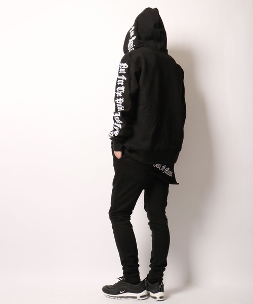 ByTheR（バイザアール）の「BYTHER 韓国ブランド 刺繍ジップアップパーカー（パーカー・メンズ・ブラック・FREE）」の13枚目の写真