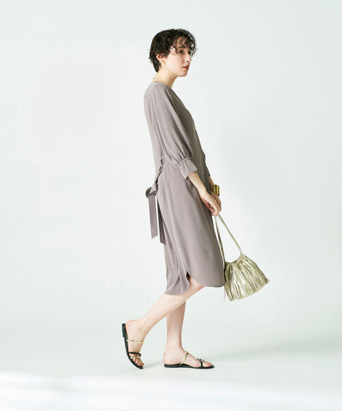 NOLLEY’S Sophi(ノーリーズソフィ)の「◇【WEB限定】ウエストリボン付きワンピース(ワンピース・レディース・ブラック/カーキ/ベビーピンク・38/36)」の9枚目の写真