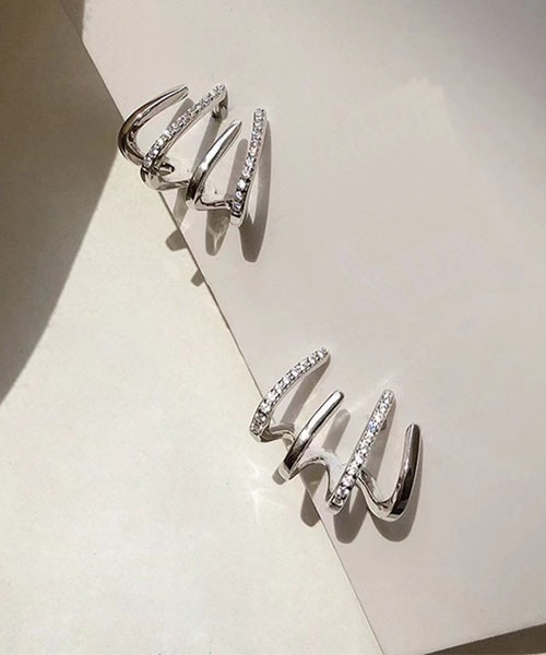 gossip!ロサンゼルス(ゴシップロサンゼルス)の「フープピアス(ピアス(両耳用)・レディース・ゴールド/シルバー/ブルー/グリーン・FREE)」の4枚目の写真