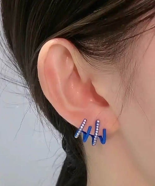 gossip!ロサンゼルス(ゴシップロサンゼルス)の「フープピアス(ピアス(両耳用)・レディース・ゴールド/シルバー/ブルー/グリーン・FREE)」の3枚目の写真