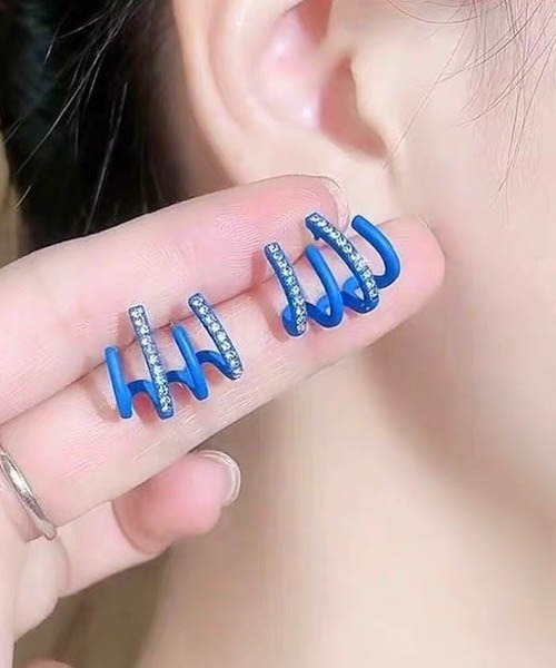 gossip!ロサンゼルス(ゴシップロサンゼルス)の「フープピアス(ピアス(両耳用)・レディース・ゴールド/シルバー/ブルー/グリーン・FREE)」の7枚目の写真