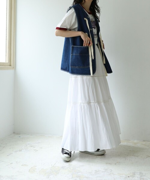 FREAK'S STORE(フリークスストア)の「インドティアードマキシスカート(スカート・レディース・ブラック/オフホワイト/サックスブルー/オレンジ/ブルー/グリーン/ブルーグリーン・フリ-)」の9枚目の写真