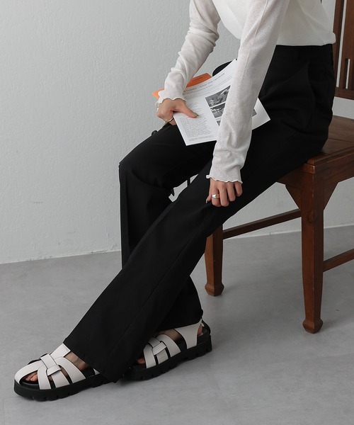 COLONY 2139（コロニートゥーワンスリーナイン）の「ストレッチフレアパンツ（その他パンツ・レディース・ブラック/モカ・MEDIUM/LARGE）」の12枚目の写真