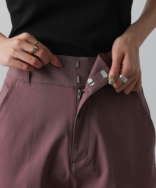 COLONY 2139（コロニートゥーワンスリーナイン）の「ストレッチフレアパンツ（その他パンツ・レディース・ブラック/モカ・MEDIUM/LARGE）」の22枚目の写真