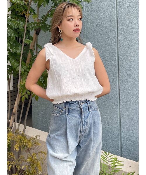 EVRIS（エヴリス）の「コットンレースノースリーブブラウス（シャツ/ブラウス・レディース・ホワイト/ブラック/グリーン・FREE）」の20枚目の写真