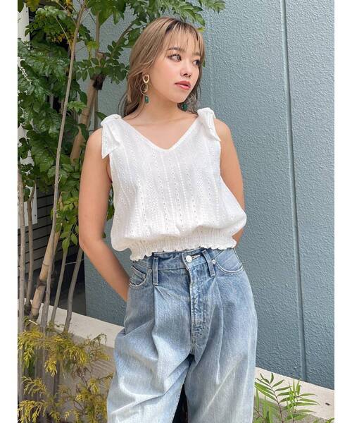 EVRIS（エヴリス）の「コットンレースノースリーブブラウス（シャツ/ブラウス・レディース・ホワイト/ブラック/グリーン・FREE）」の21枚目の写真