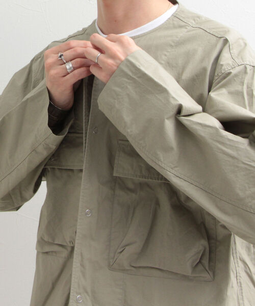 GLOSTER（グロスター）の「【GLOSTER/グロスター】タイプライターノーカラーシャツジャケット（シャツ/ブラウス・メンズ・ネイビー/オフホワイト/カーキ・MEDIUM/LARGE）」の18枚目の写真