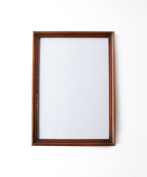 ACME FURNITURE（アクメファニチャー）の「WARNER PHOTO FRAME_A4 ワーナーフォトフレーム A4（フォトフレーム・レディース・ブラウン/ブラック・FREE）」の6枚目の写真