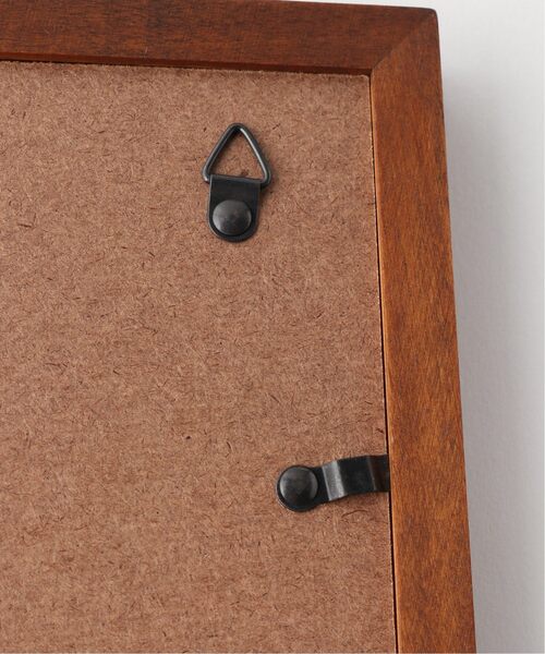 ACME FURNITURE（アクメファニチャー）の「WARNER PHOTO FRAME_A4 ワーナーフォトフレーム A4（フォトフレーム・レディース・ブラウン/ブラック・FREE）」の18枚目の写真