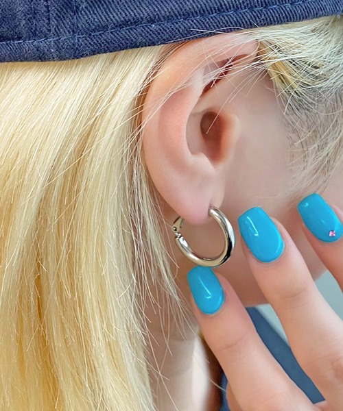 apres jour mignon(アプレジュールミニョン)の「【apresjour mignon×ARIAZ】フープピアス(ピアス(両耳用)・レディース・シルバー/ゴールド・ONESIZE)」の2枚目の写真