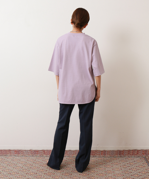 IENA LA BOUCLE(イエナラブークル)の「IENA LA BOUCLE ツイストコットン ラウンドヘムTシャツ(Tシャツ/カットソー・レディース・ブラック系その他/ピンク系その他/バーガンディー・FREE)」の18枚目の写真
