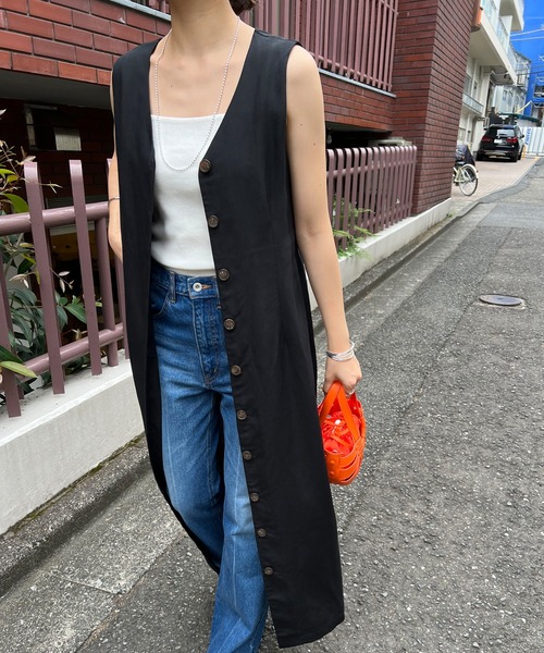 SHENERY(シーナリー)の「レーヨン麻フロントボタンロングワンピース(ワンピース・レディース・ブラック/イエロー/ライトベージュ・FREE)」の14枚目の写真