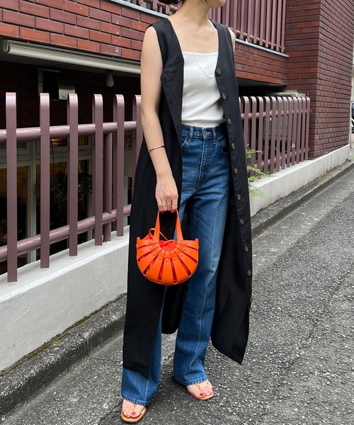 SHENERY(シーナリー)の「レーヨン麻フロントボタンロングワンピース(ワンピース・レディース・ブラック/イエロー/ライトベージュ・FREE)」の13枚目の写真