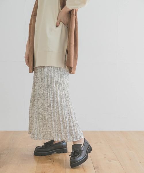 ITEMS URBANRESEARCH（アイテムズ アーバンリサーチ）の「ドットクリンクルプリーツスカート（スカート・レディース・ブラック/ホワイト・FREE）」の3枚目の写真