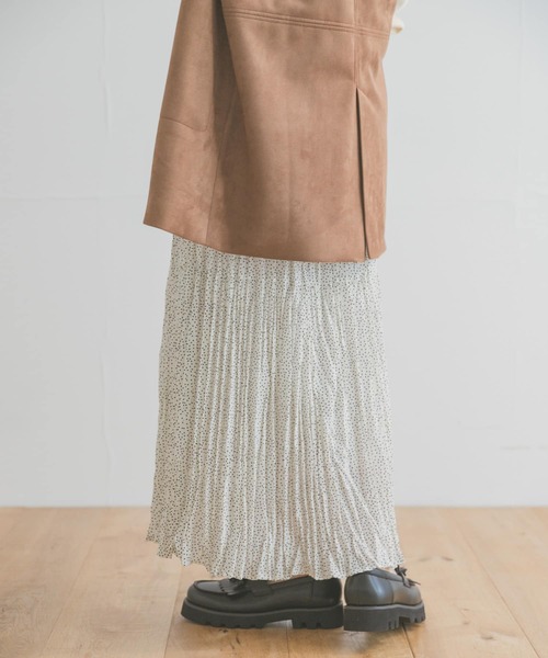 ITEMS URBANRESEARCH（アイテムズ アーバンリサーチ）の「ドットクリンクルプリーツスカート（スカート・レディース・ブラック/ホワイト・FREE）」の16枚目の写真