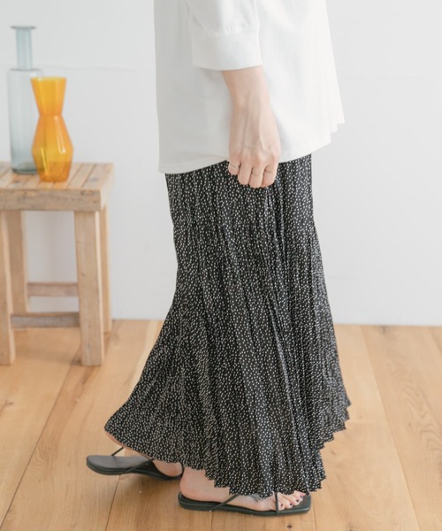 ITEMS URBANRESEARCH（アイテムズ アーバンリサーチ）の「ドットクリンクルプリーツスカート（スカート・レディース・ブラック/ホワイト・FREE）」の9枚目の写真