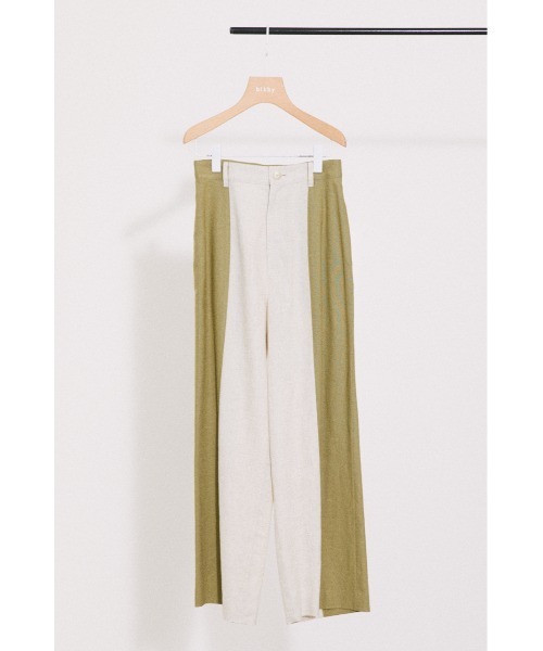 BLACK BY MOUSSY(ブラックバイマウジー)の「Bi color pants(バイカラーパンツ)(その他パンツ・レディース・ブラック/ブルー/ベージュ・2/1)」の14枚目の写真