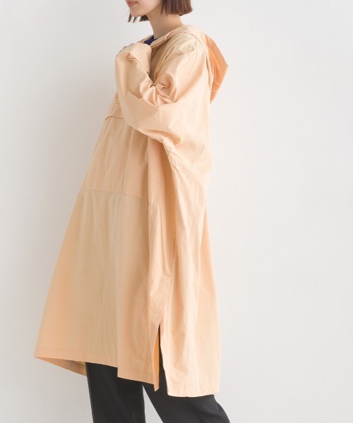 OMNES(オムネス)の「40ブロードフード付きポンチョコート(ポンチョ・レディース・ブラック/ピンク/アイボリー・FREE)」の15枚目の写真