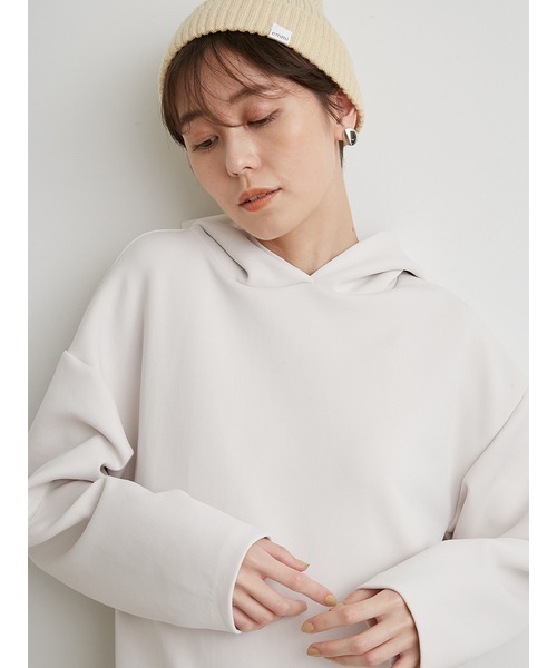 emmi(エミ)の「【emmi atelier】フーディーカットワンピース(ワンピース・レディース・オリーブ/アイボリー/ブラック/ネイビー/ライトベージュ・1/0)」の13枚目の写真