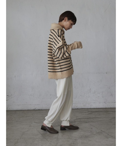 rem closet（レムクローゼット）の「ジョーゼットスリットジョガーパンツ（その他パンツ・レディース・オフホワイト・S/M）」の5枚目の写真