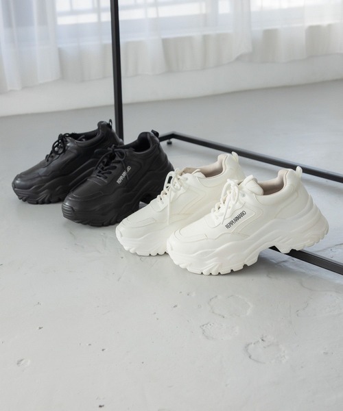 repipi armario（レピピ アルマリオ）の「ＰＵダッドスニーカー（スニーカー・キッズ・ブラック/ホワイト・SMALL/MEDIUM/LARGE）」の19枚目の写真