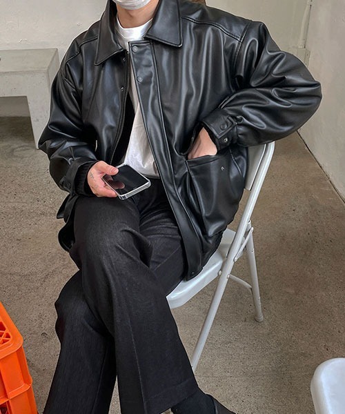 ASCLO（エジュクロ）の「ASCLO Volume Big Pocket Banding Leather