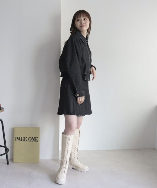 onulsoha(オヌルソハ)の「レースアップロングブーツ(ブーツ・レディース・ブラック/オフホワイト・M/L/S)」の5枚目の写真