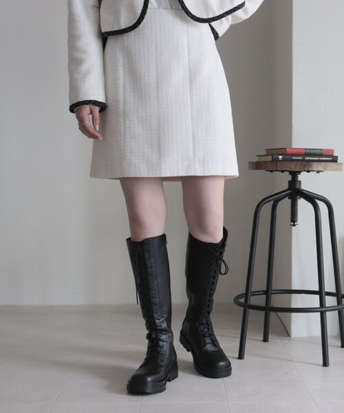 onulsoha(オヌルソハ)の「レースアップロングブーツ(ブーツ・レディース・ブラック/オフホワイト・M/L/S)」の14枚目の写真