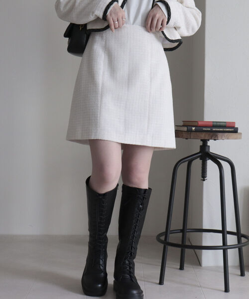 onulsoha(オヌルソハ)の「レースアップロングブーツ(ブーツ・レディース・ブラック/オフホワイト・M/L/S)」の15枚目の写真