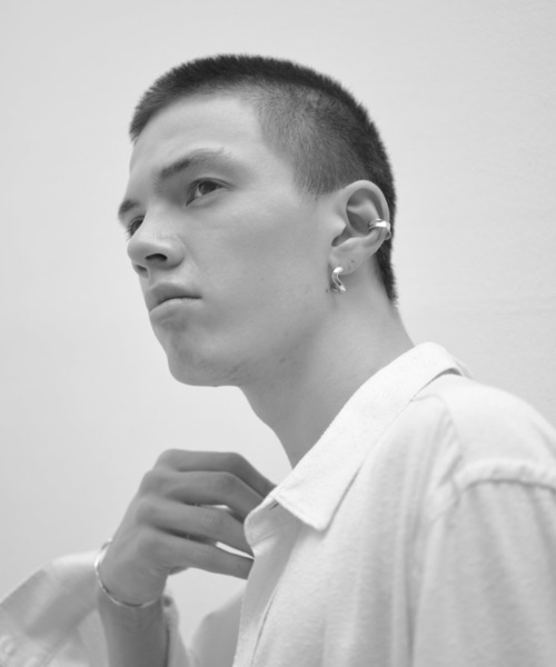 novice(ノーヴィス)の「【novice】Twisted Nuance Pierce(ピアス(両耳用)・レディース・シルバー/ゴールド・FREE)」の15枚目の写真