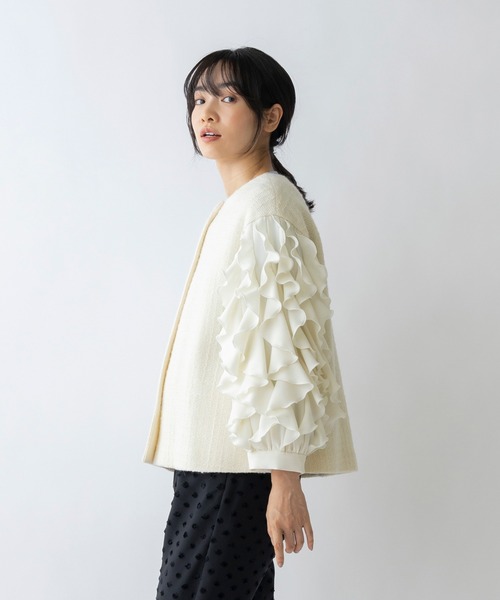 ソーノ　ラッフルフリルツイードジャケット　ホワイト 【極美品】SONO SONO/ソーノ】ラッフルフリル 【公式通販】 ツイーディジャケット ジャケット・アウター